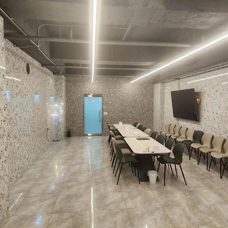 St. 179 Incheon Hotel Екстер'єр фото