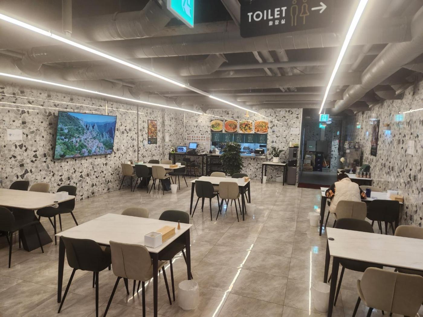 St. 179 Incheon Hotel Екстер'єр фото